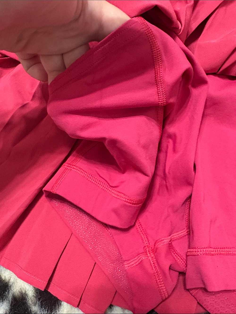 lululemon athletica Hot Pink Pleated Skater Skirt - Picture 5 of 6
